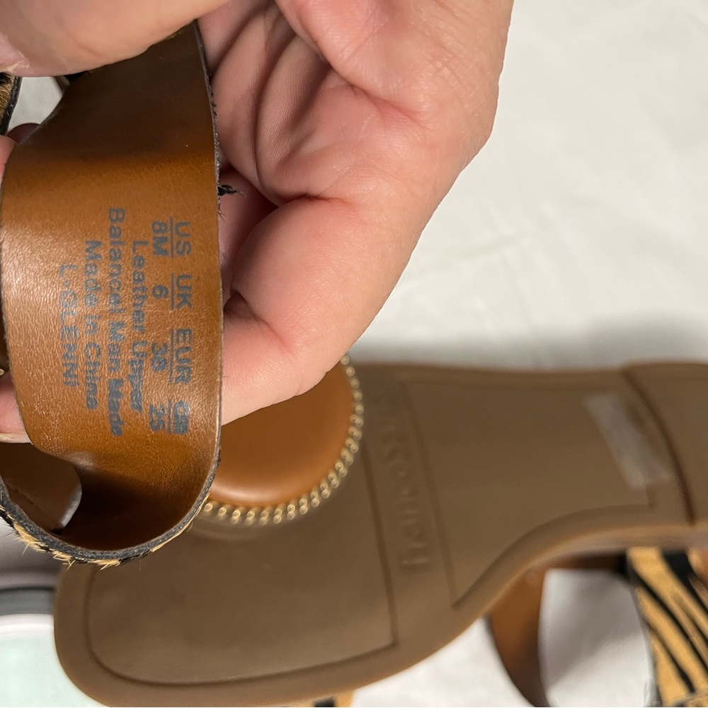 Franco Sarto Glenni safari zebra sandals - Picture 11 of 11